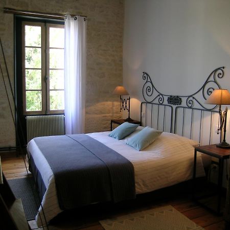 Les 2 Madeleine Bed & Breakfast Saint-Saturnin-du-Bois ภายนอก รูปภาพ