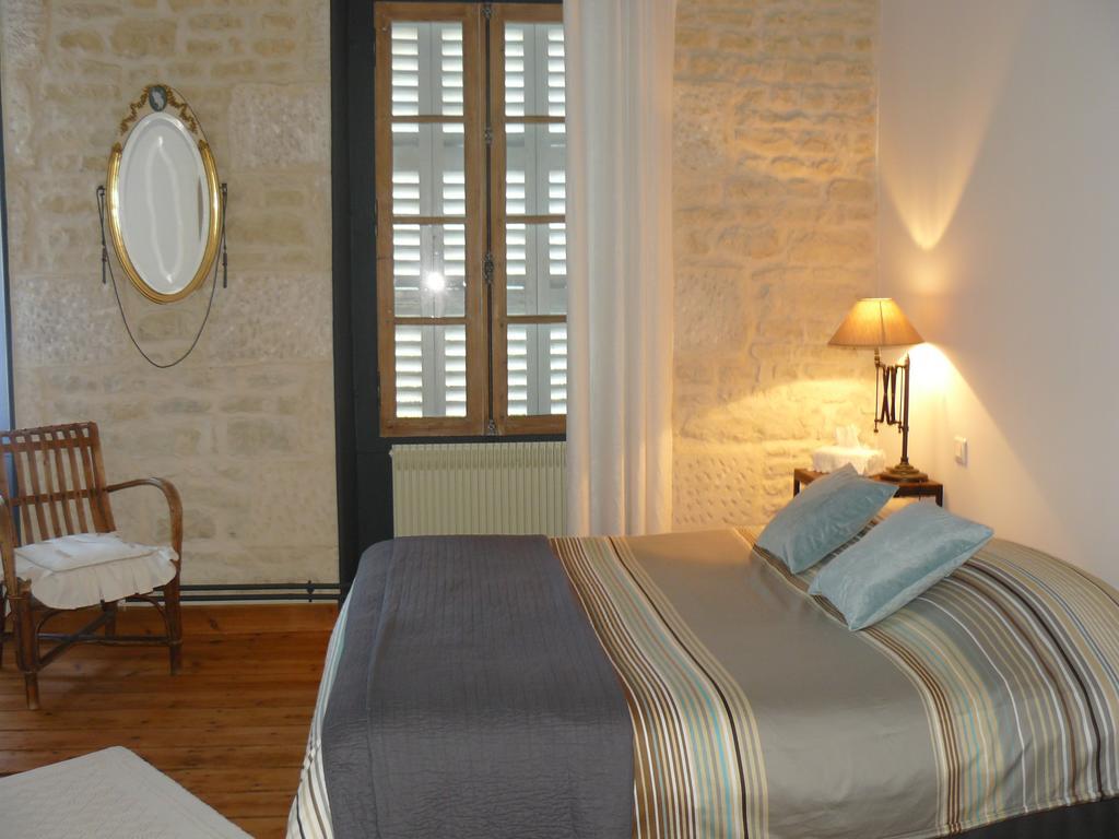 Les 2 Madeleine Bed & Breakfast Saint-Saturnin-du-Bois ห้อง รูปภาพ