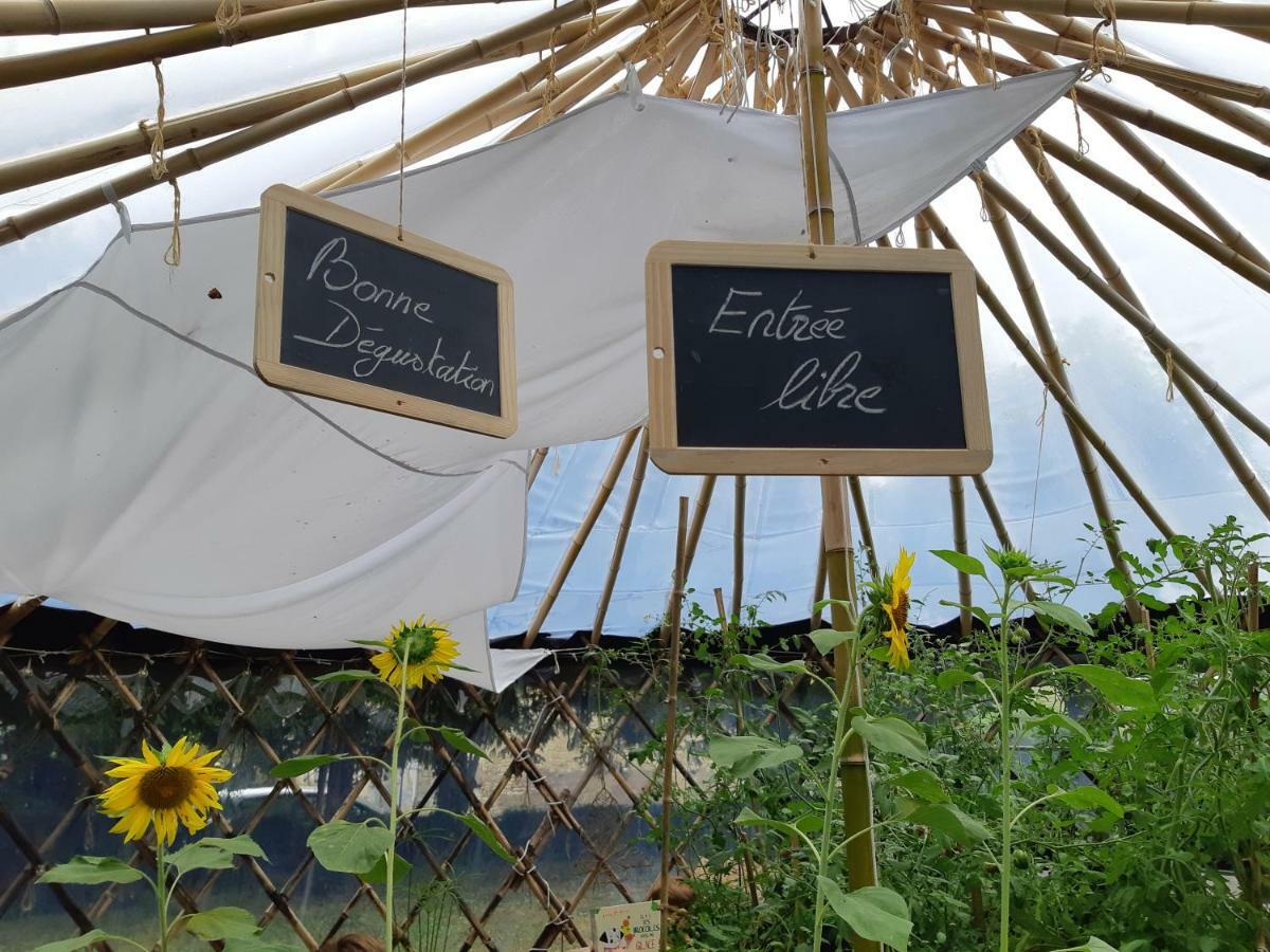Les 2 Madeleine Bed & Breakfast Saint-Saturnin-du-Bois ภายนอก รูปภาพ